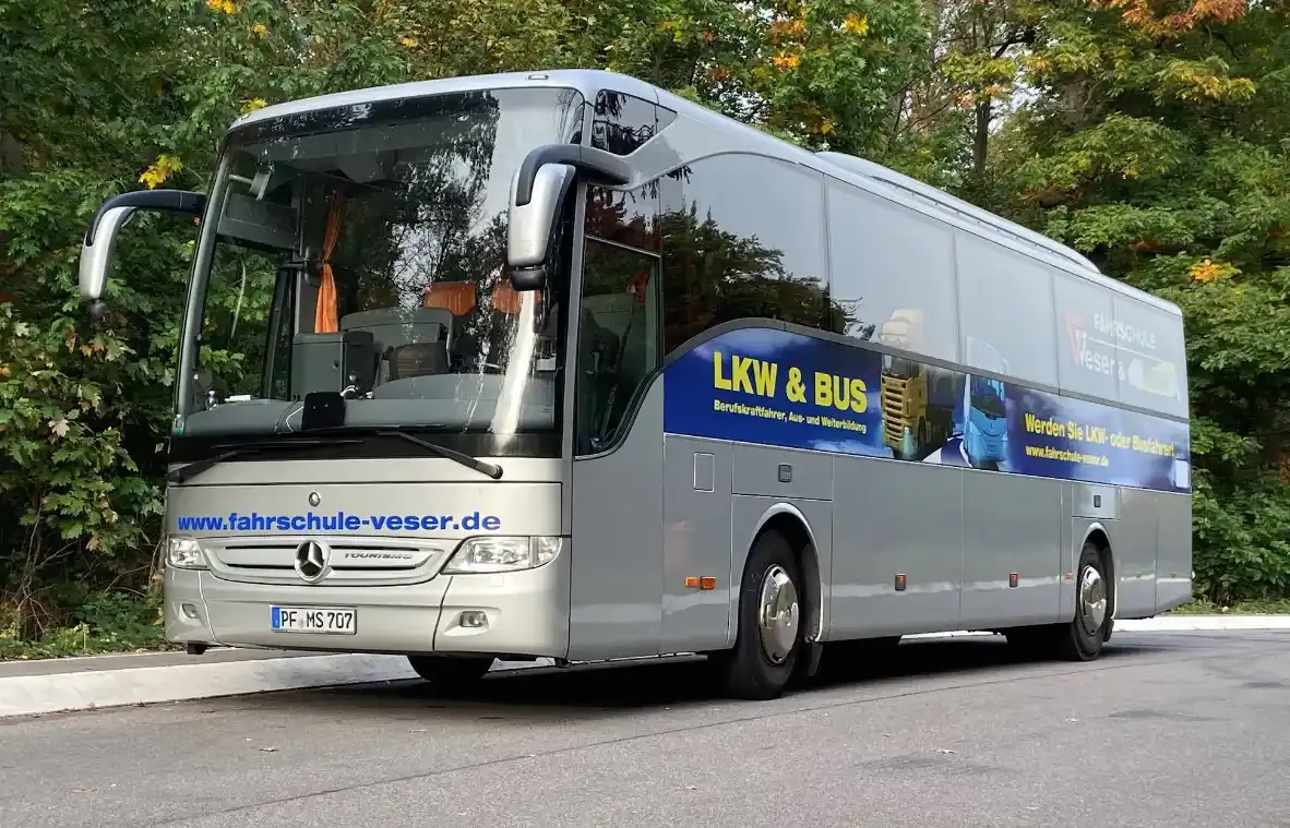 Reisebus der Fahrschule-Veser für die LKW- und Bus-Ausbildung